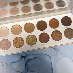 Morphe Jaclyn hill divine neutrals palette